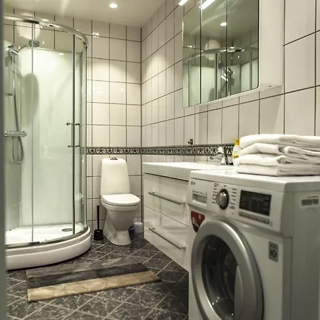 Lovely In Downtown Apartment *